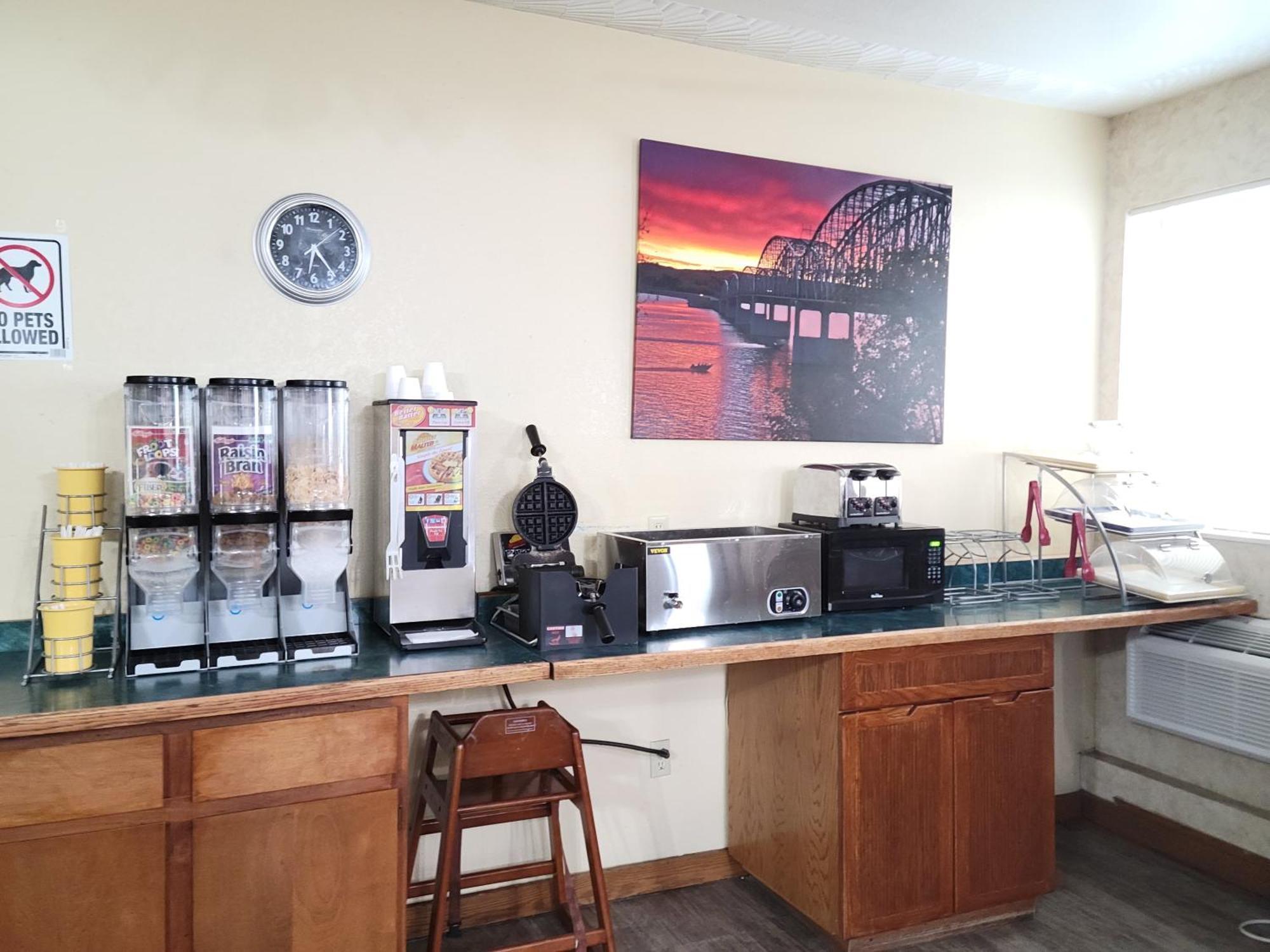 Econo Lodge Oacoma Экстерьер фото