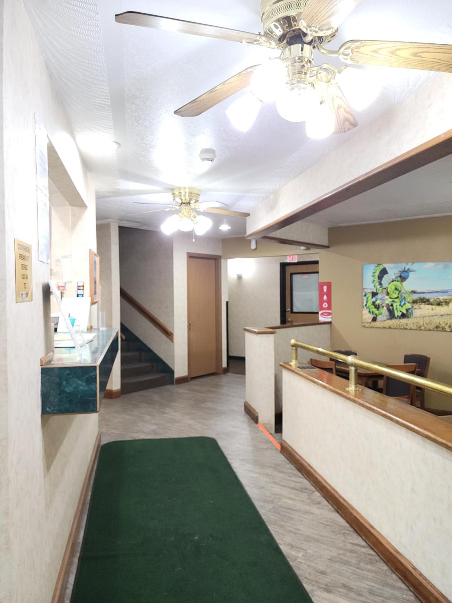 Econo Lodge Oacoma Экстерьер фото